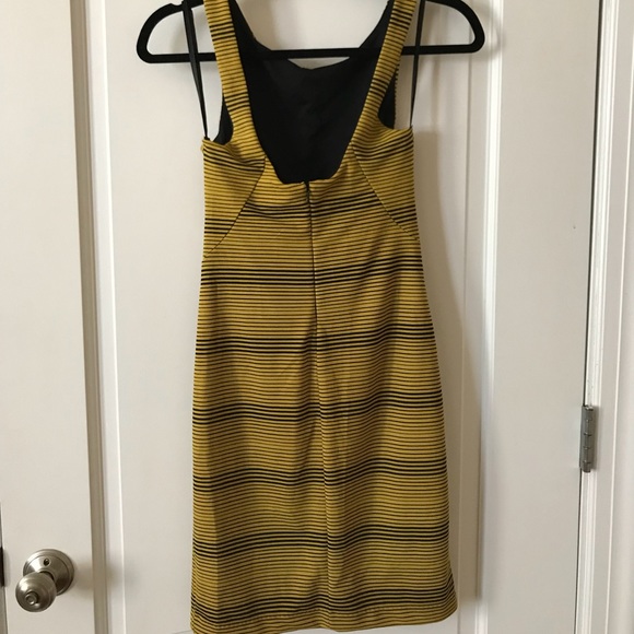 NWT! Bar III front wrap dress from Macy’s, sz 7 - Picture 6 of 7